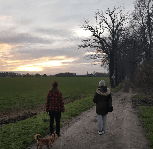 Willy en Ghizlane in gesprek over de betekenis van samenleving