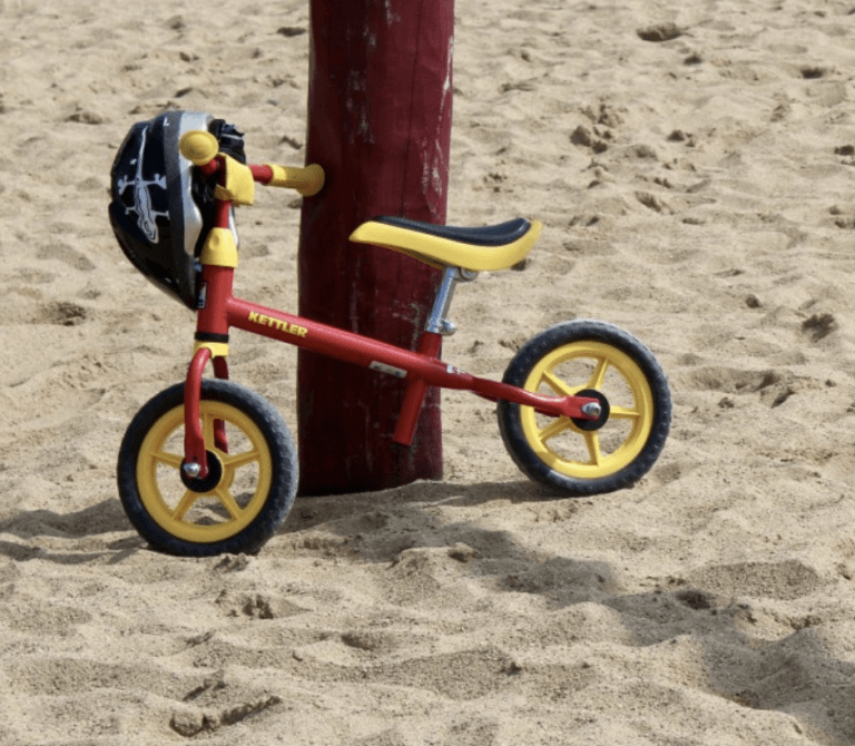 Denne hef het niet zo op een fietshelm