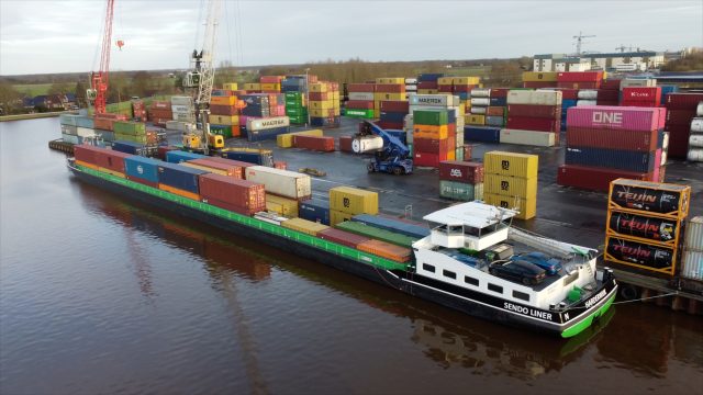 TV uitzending Het Groene Oosten: Vergroening van de binnenvaart, 3 miljoen wegwerpbekers en een huisfluisteraar