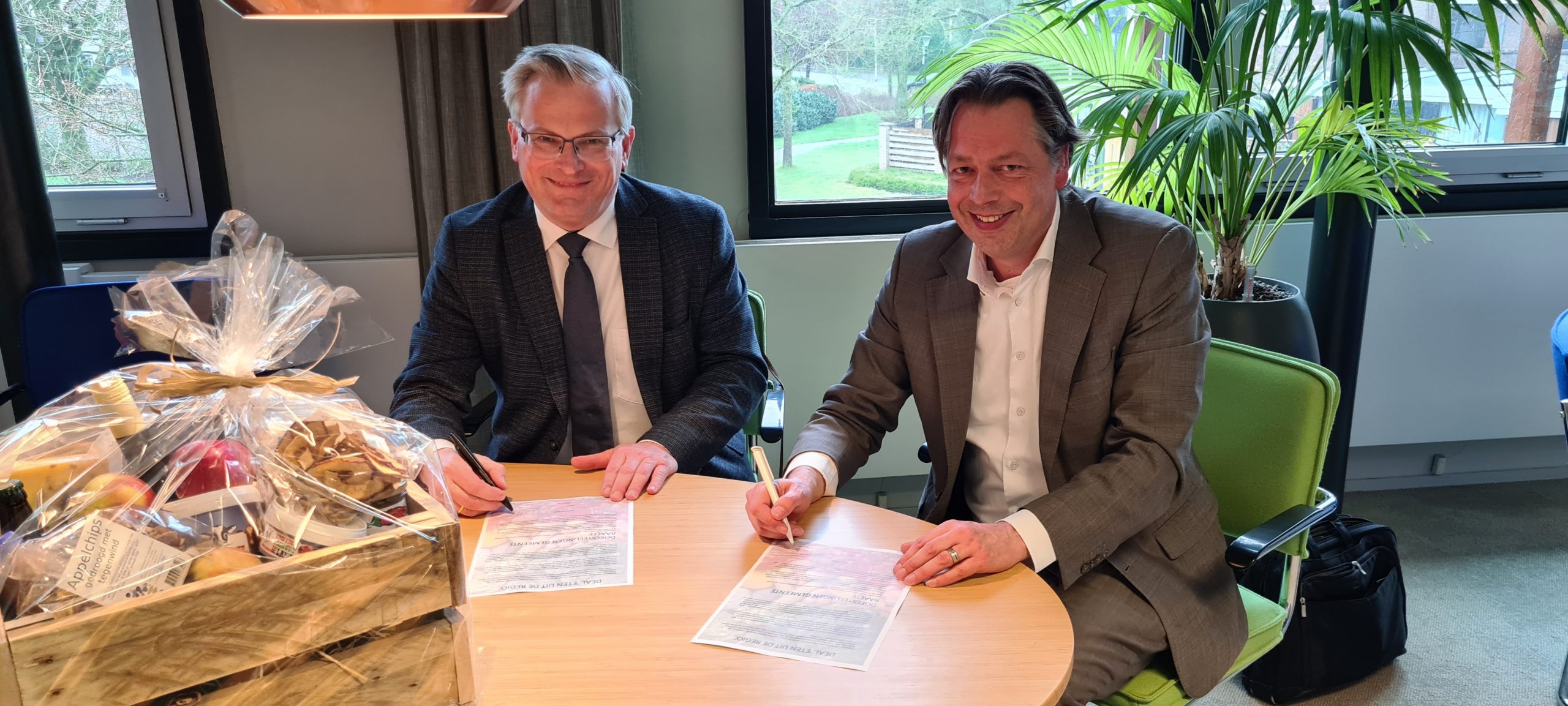 Gemeenten gaan aan de slag met streekproducten: Eerste intentieverklaring ondertekend in Raalte
