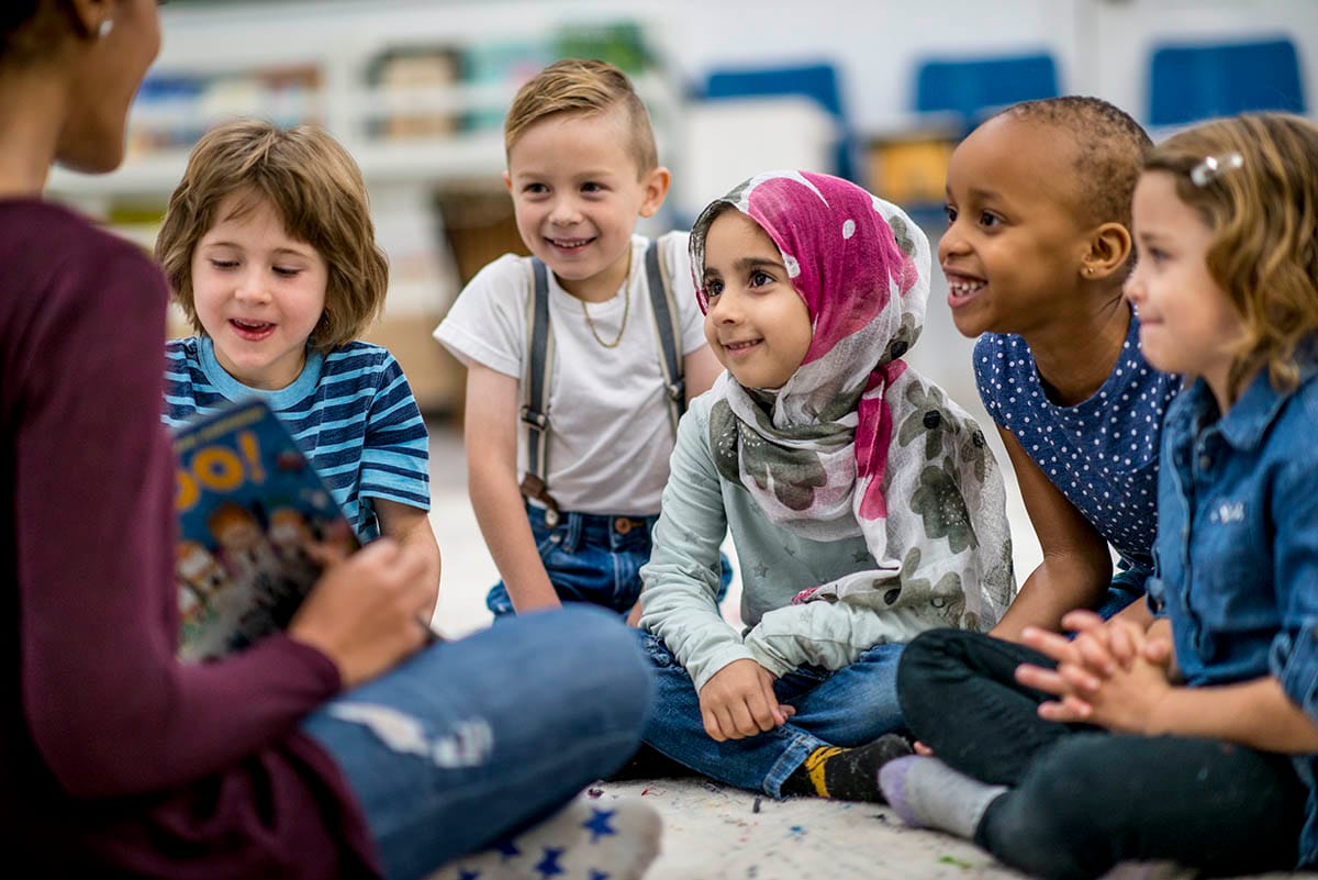 Kom luisteren naar de Regenmaker in Bibliotheek Olst