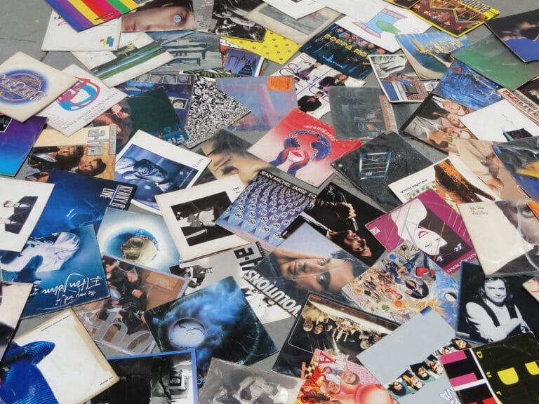 Plaatnportret: She Likes Weeds van Tee Set