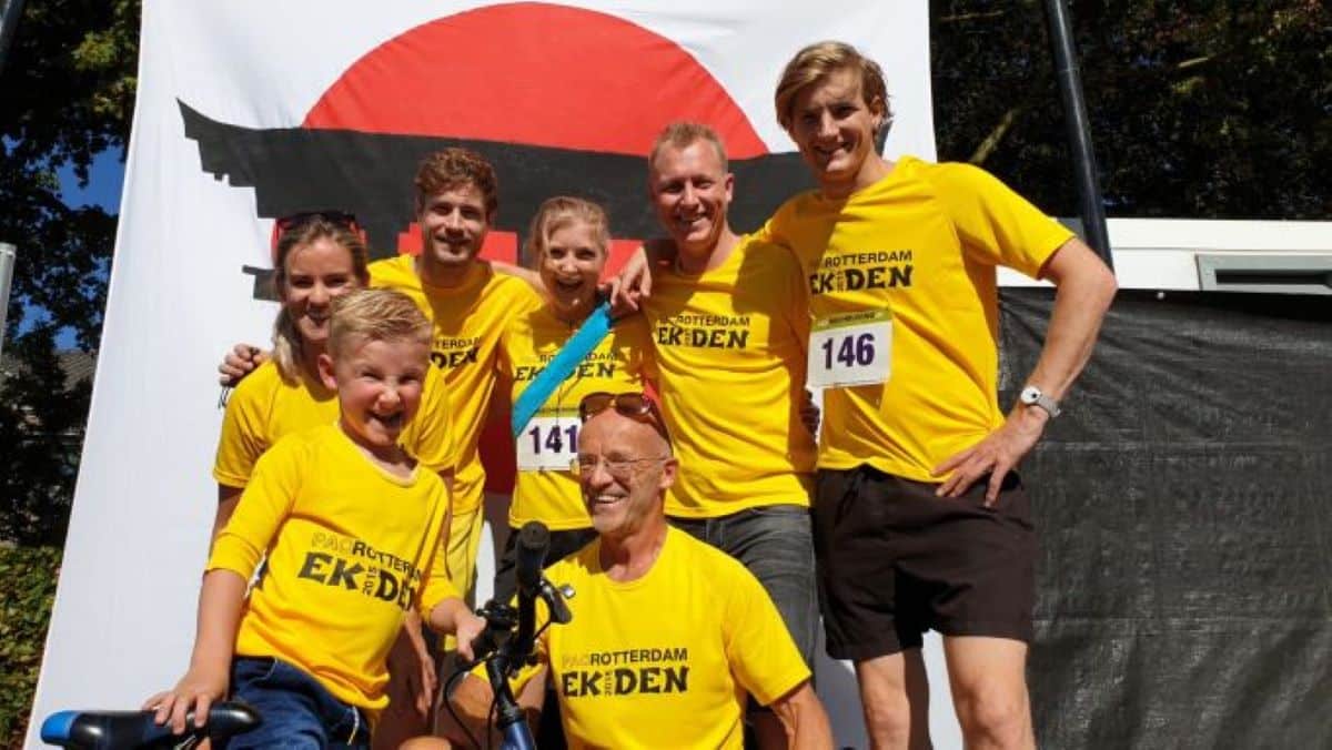 De ‘Stroekies’ weer bij de Estafetteloop Heeten