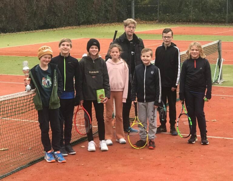 Olst heeft twee nieuwe jonge tenniskampioenen