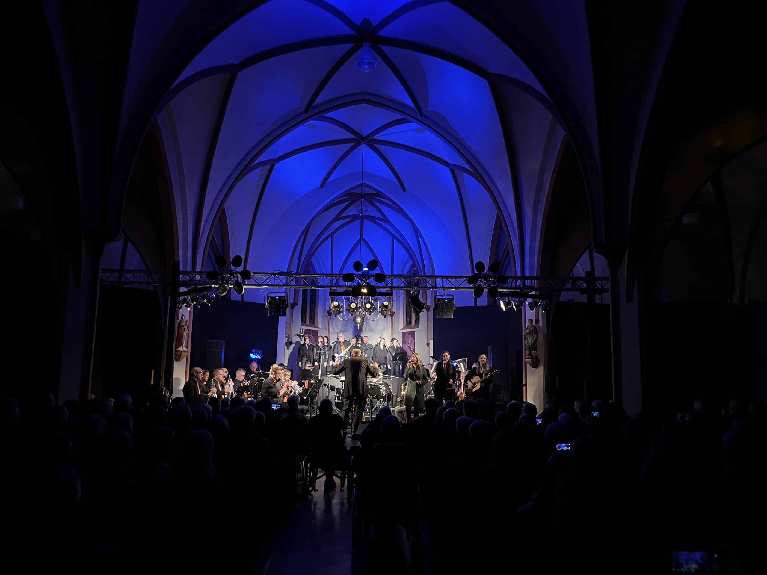 Wat was het weer genieten bij het Top2000 concert van de Bergklanken in Luttenberg