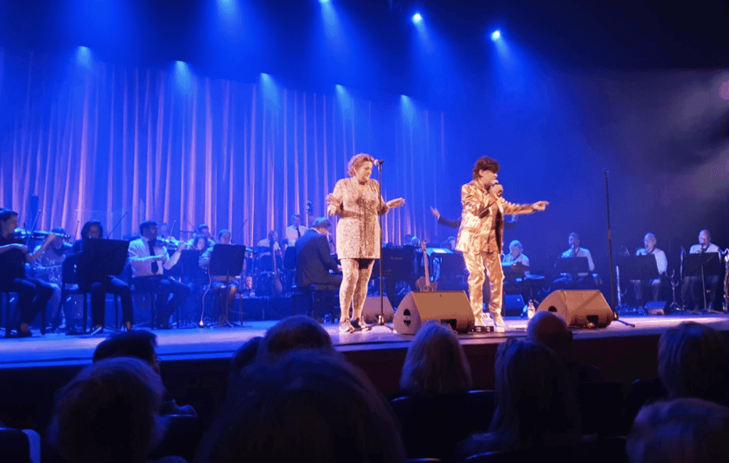 Elvis never left the building, dankzij Annet Malherbe, Frédérique Spigt en het Noordpool Orkest