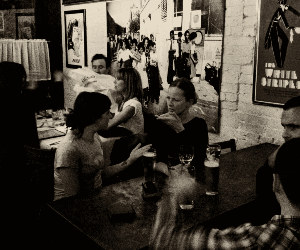 Denne vraagt ChatGPT een pro-alcohol-tekst te schrijven