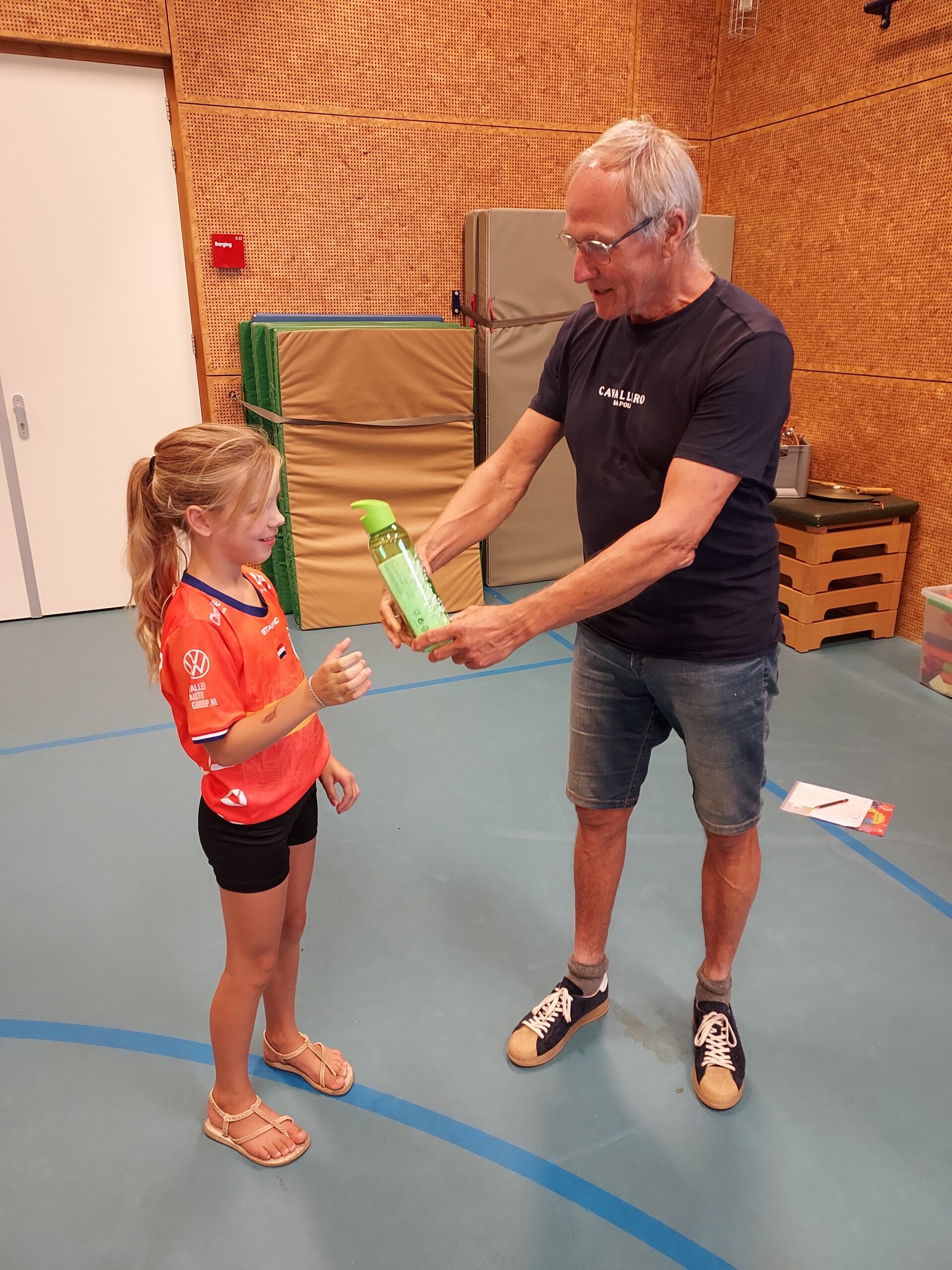 Muziekvereniging Ons Genoegen Heino verwelkomt 100ste lid