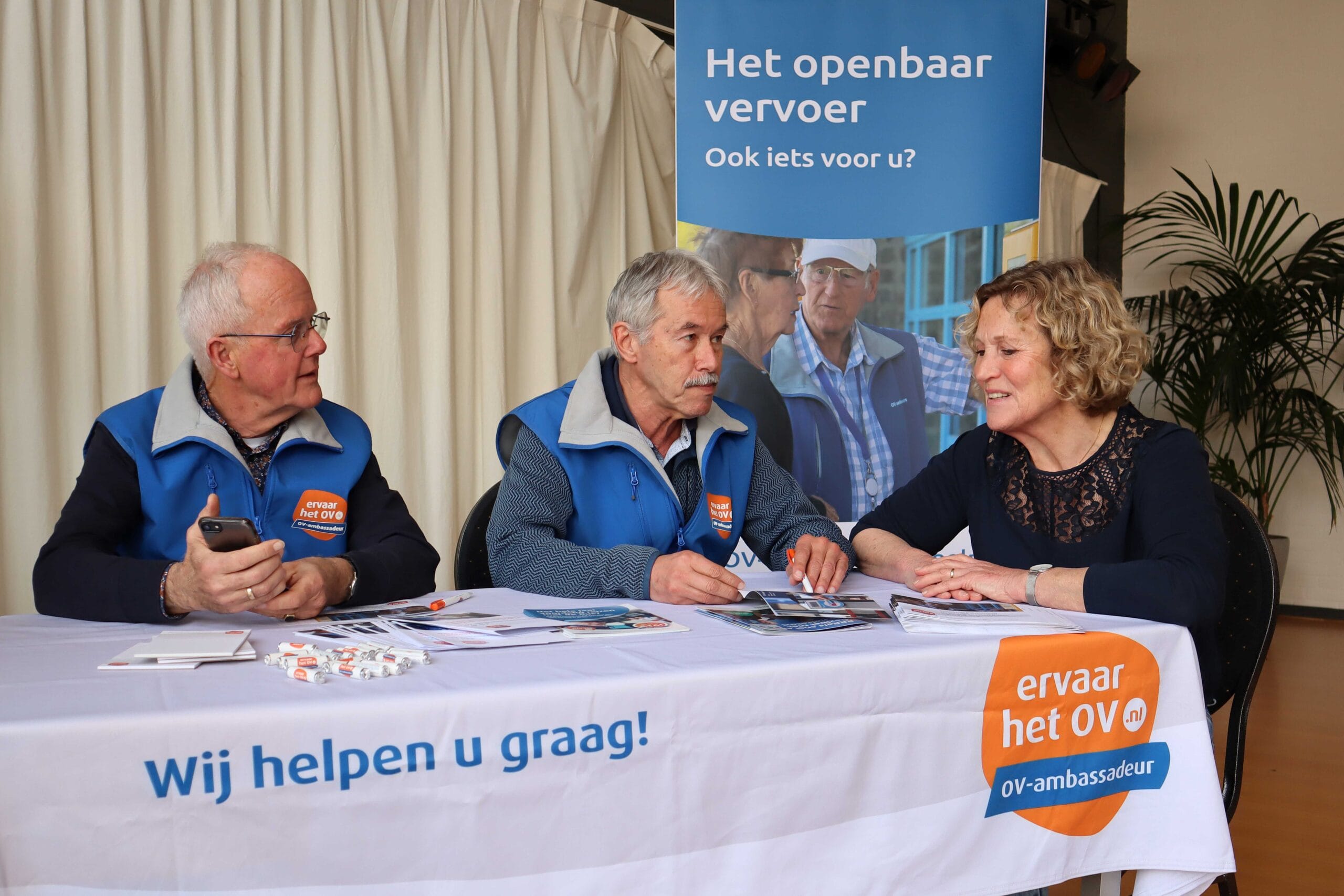 Vindt u autorijden in het donker onprettig? Overweeg dan het openbaar vervoer