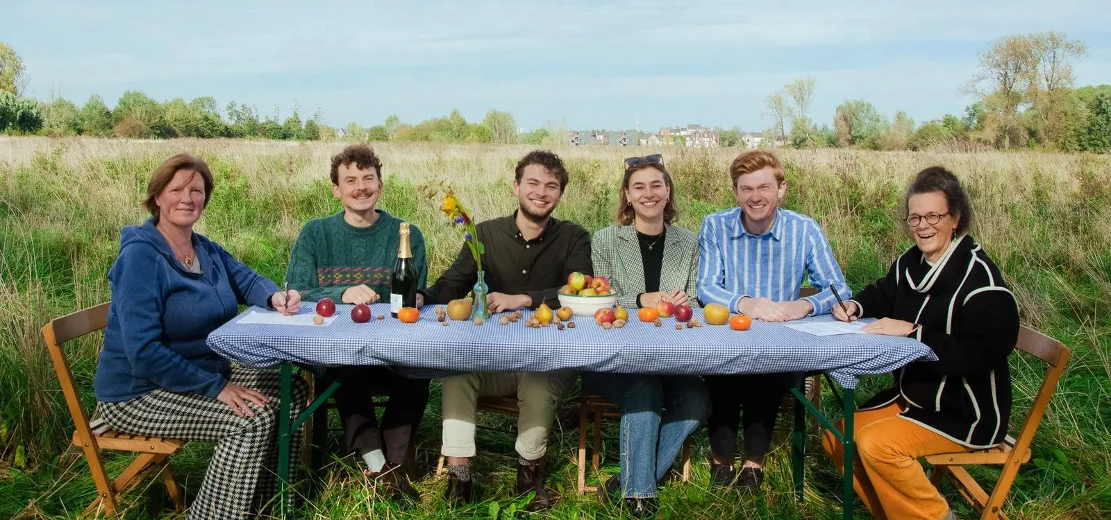 Aardpeer en Land van Ons sluiten pachtcontract voor voedselbos