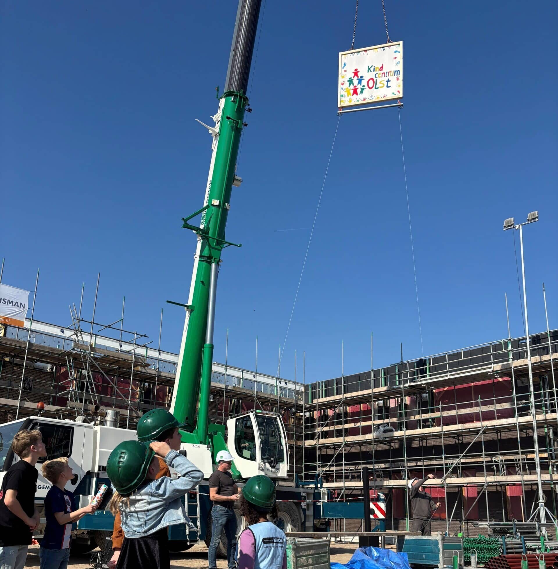 Hoogste punt Kindcentrum Olst feestelijk gevierd