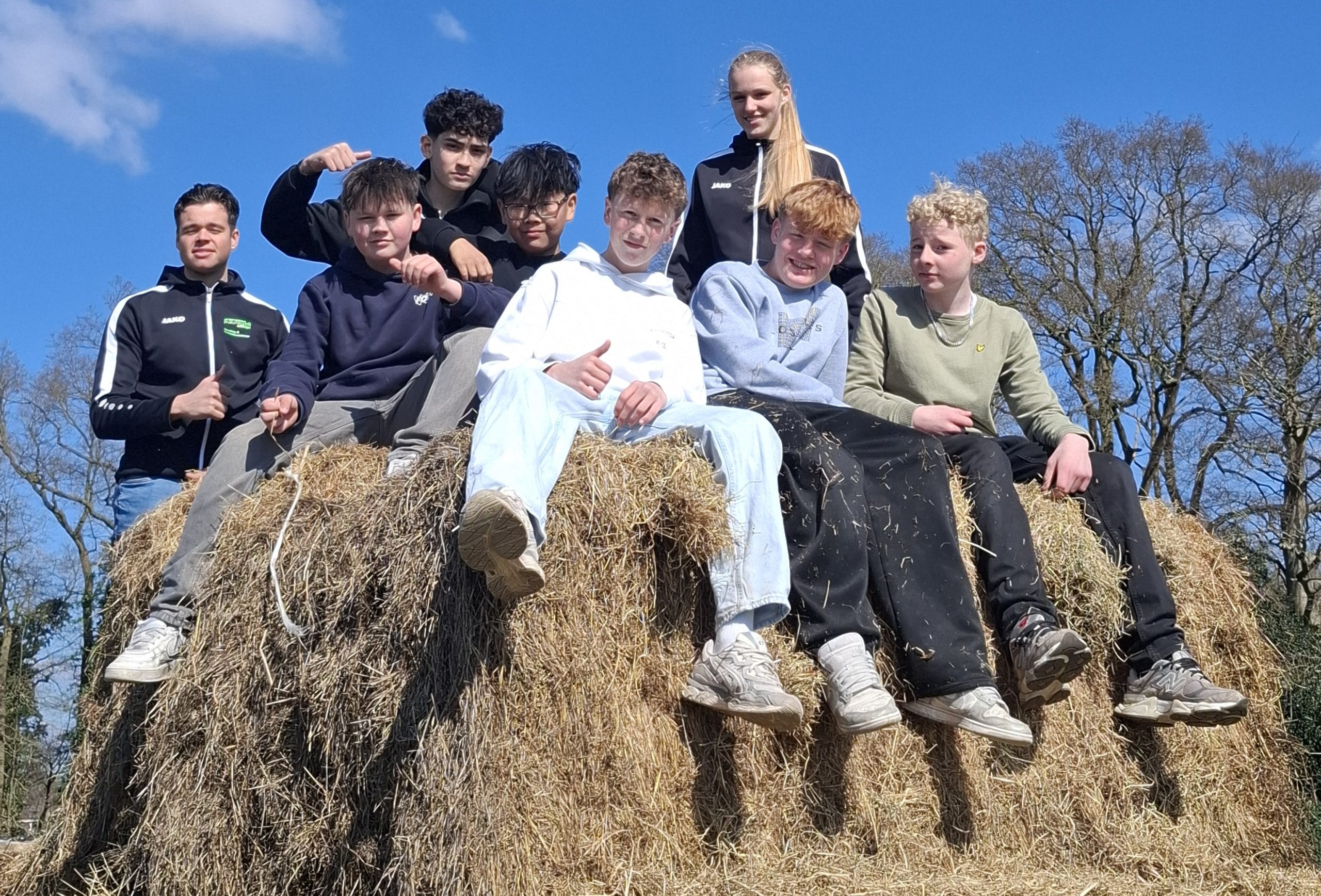 Boeren en mbo-studenten zetten scholieren in beweging voor het verhaal achter hun eten met jubileumeditie Food Challenge