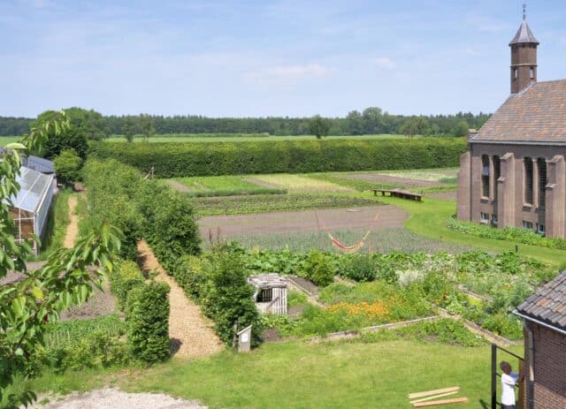 Zomerse Kloostermarkt bij Nieuw Sion in Diepenveen