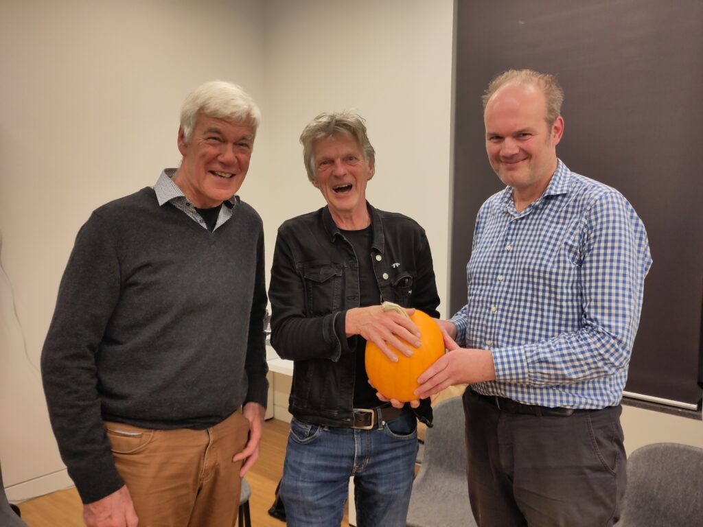 Een ontwapenend geluid! Hoe houd je een rechte rug voor vrede?