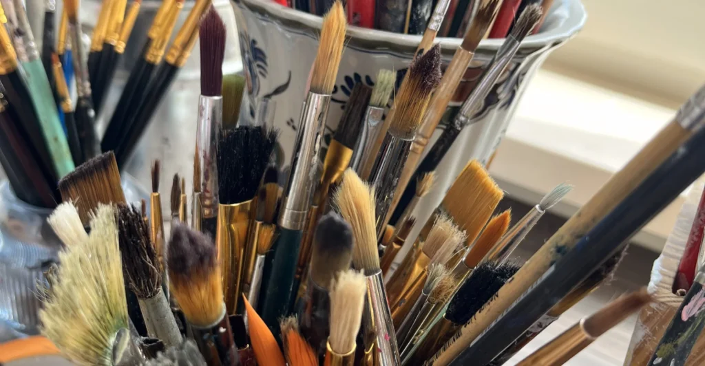 Kom naar schildersatelier Decotables in Raalte voor je creatieve ontwikkeling