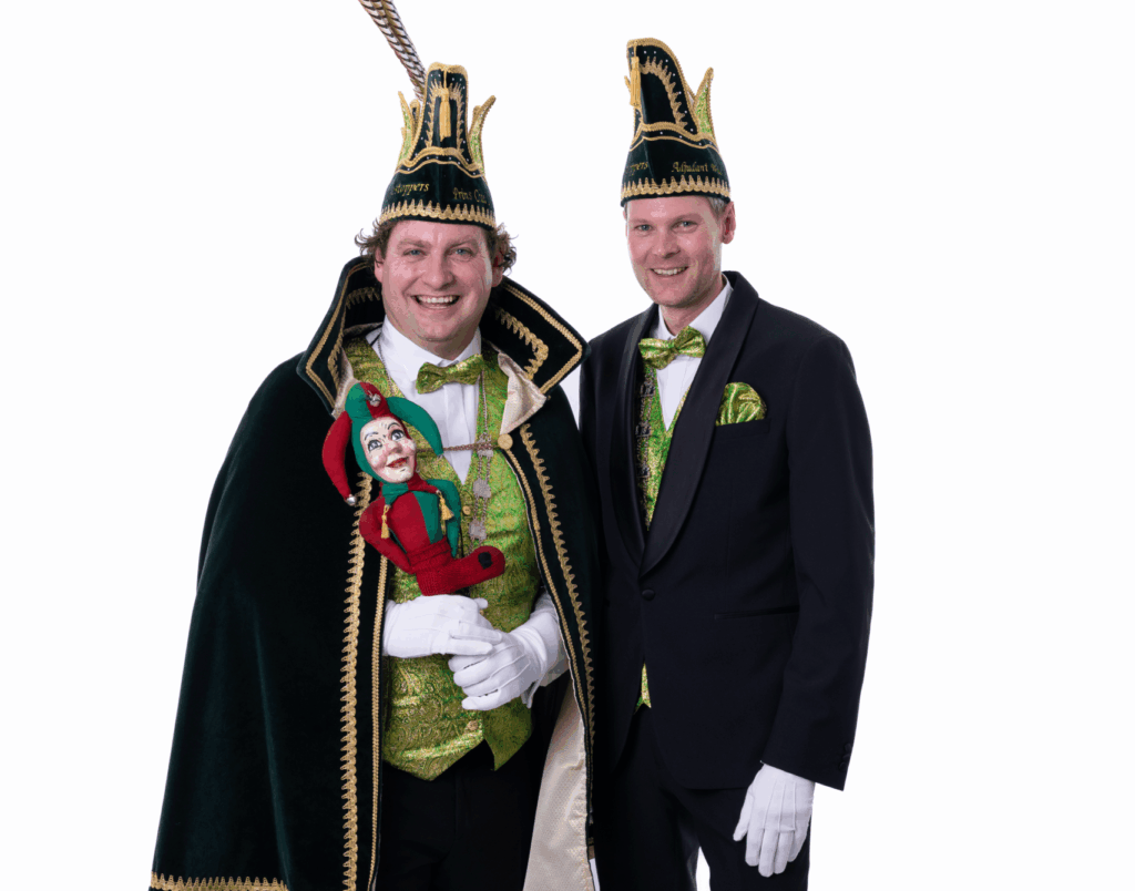 Nieuwe Prins Carnaval bij de Sökkestoppers in Heino: Chiel Polstra regeert over het Stoppersgat