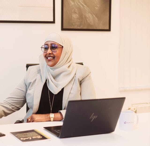 Vrouwen Geboren voor Succes: Het Verhaal van Budle