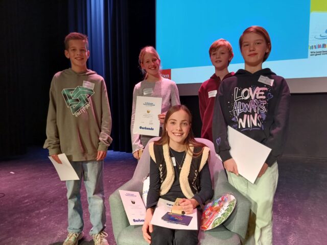 Carmen Schotman is voorleeskampioen Olst-Wijhe!