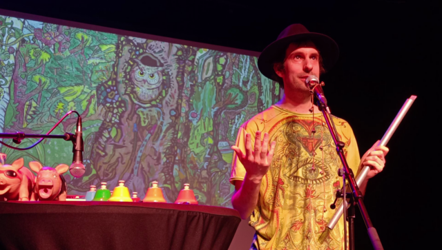 Luuk Lenders terug in Theater Fazant Deventer met creatieve eilandfolk