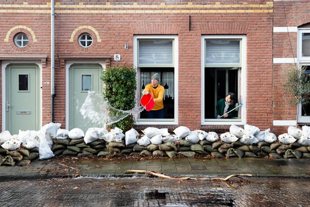 Extreme regen, droge zomers: we moeten samen met de waterschappen slimmer omgaan met regenwater
