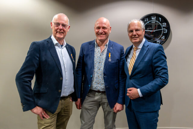 Koninklijke Onderscheiding voor Raalter oud raadsleden Mark Kampman en Arie van der Wilt